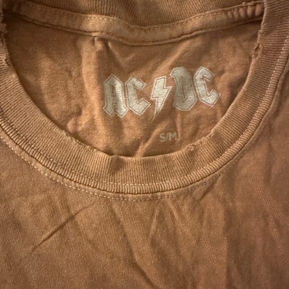 Urban Outfitters Oversized AC/DC Tshirt - Picture 4 of 5
